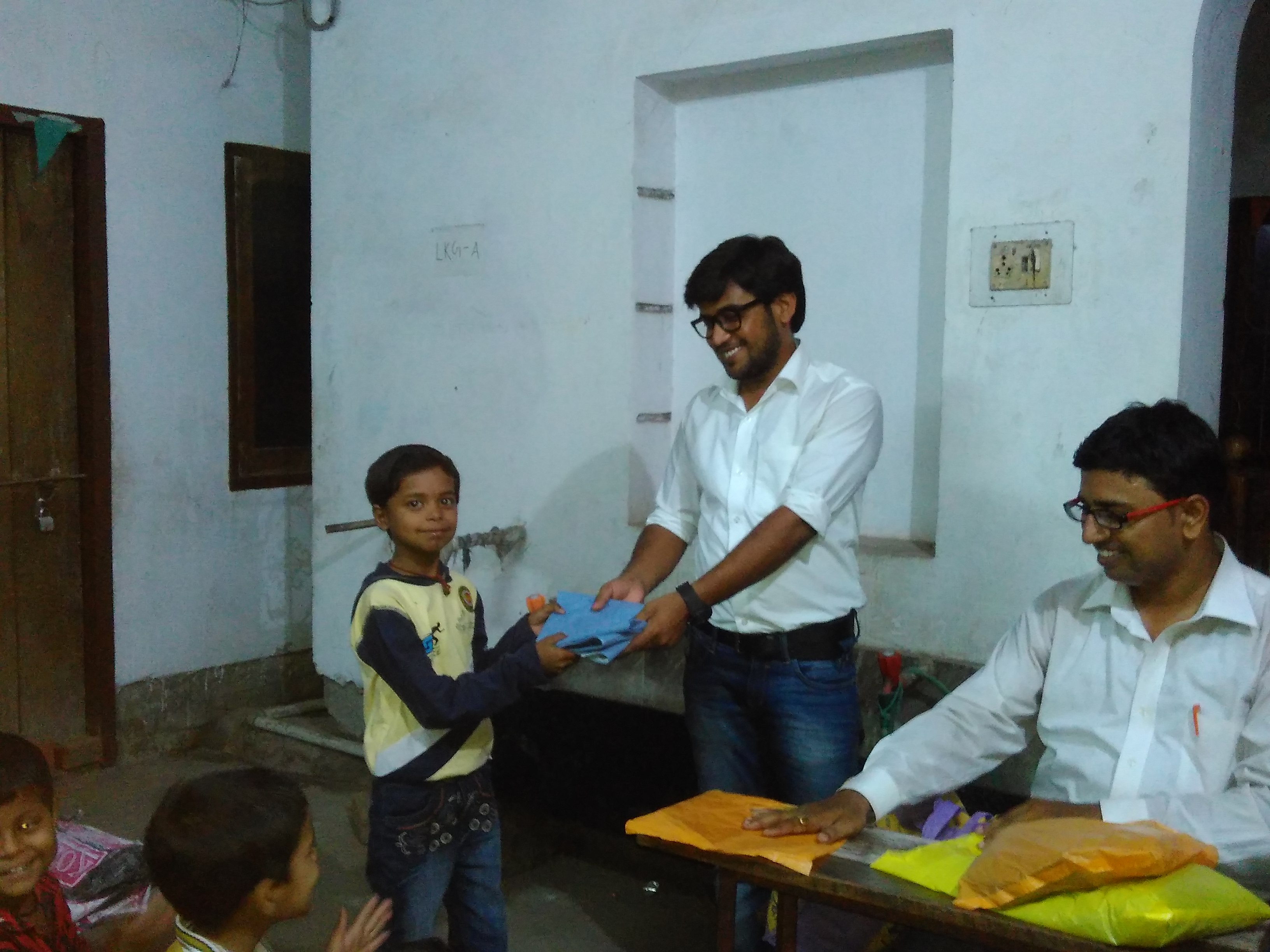 CLOTHES DISTRIBUTION