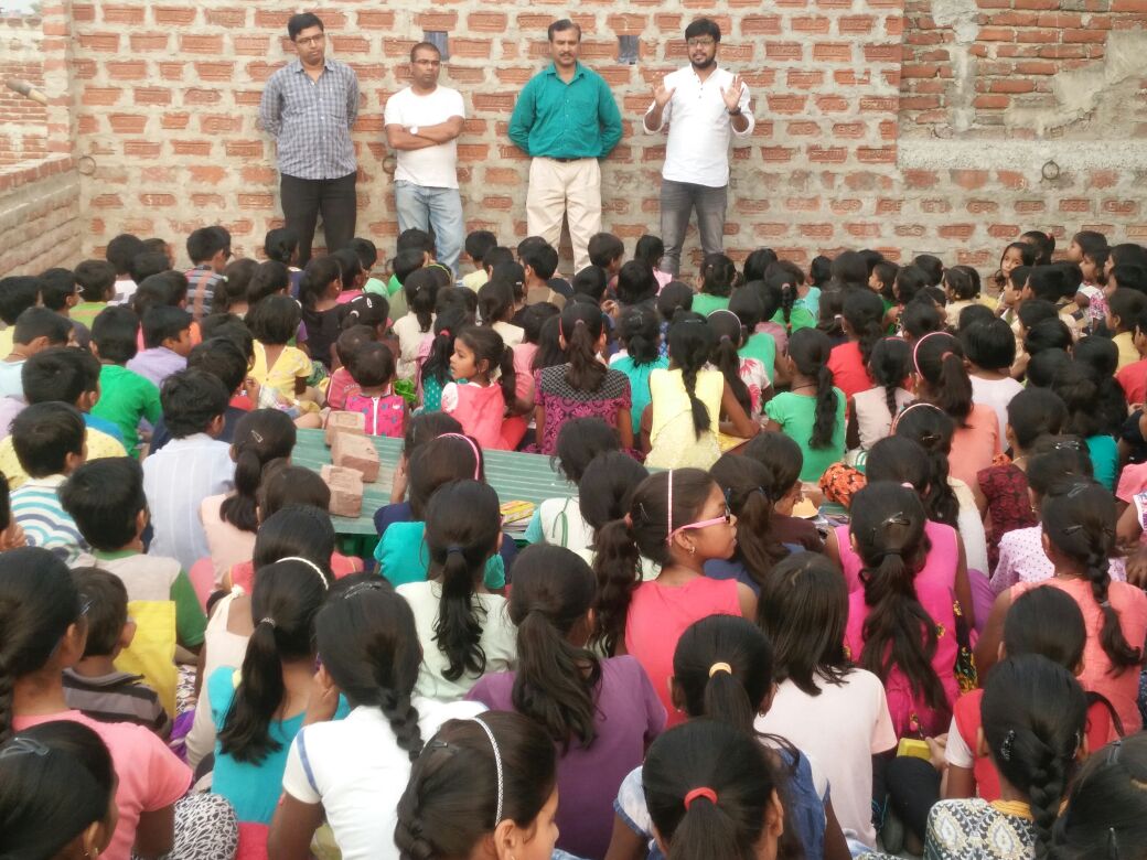  NEW SESSION STUDENTS MEETING