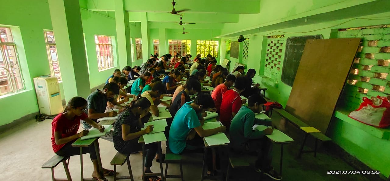 Online and Offline Test Series for IIT-JEE and NEET