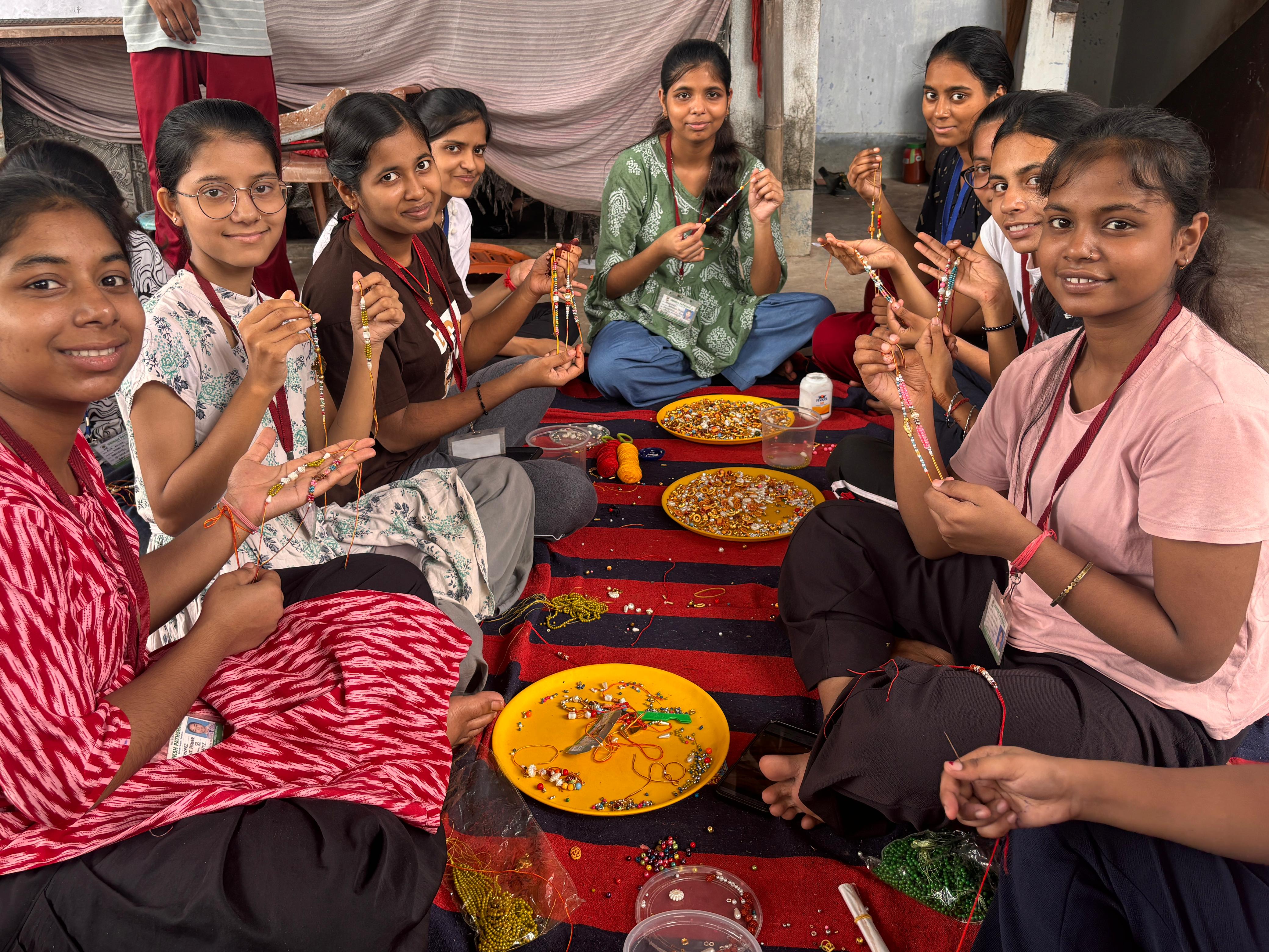 Threads of Gratitude: Fostering Patriotism Through Heartfelt Gestures